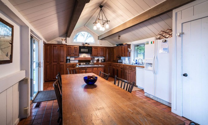 Kent Casa | Impresionantes vistas y privacidad! Cerca del esquí! 4BR / 2BA