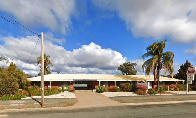 West Wyalong Hotel | Country Roads Motor Inn