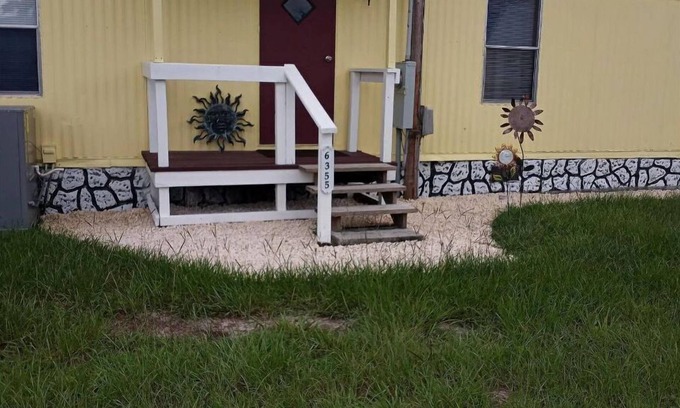 Homosassa Casa | Country Setting on Florida's Nature Coast.