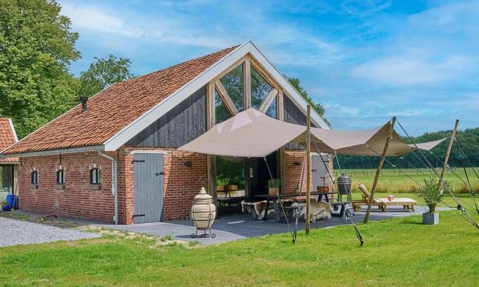 Haaksbergen Casa | Countryside enjoyment with panoramic sauna