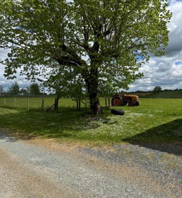 Asnois Casa | Countryside Gîte