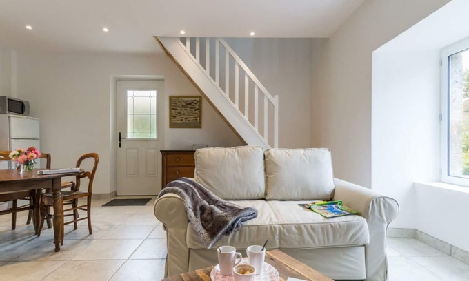Bourguenolles Cabaña | Casa rural acogedora con jardín privado, cerca de Granville y Mont St-Michel
