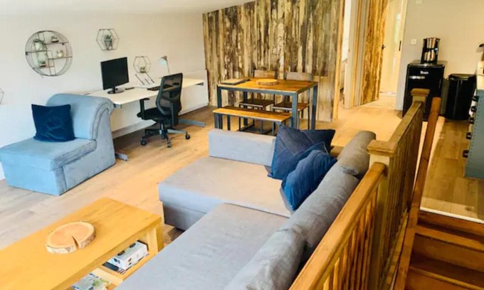 Walterstone Casa | Countryside Retreat Loft Apartment