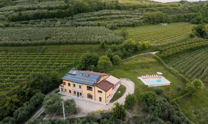 Mezzane di Sotto Casa | villa de campo en las colinas que rodean Verona