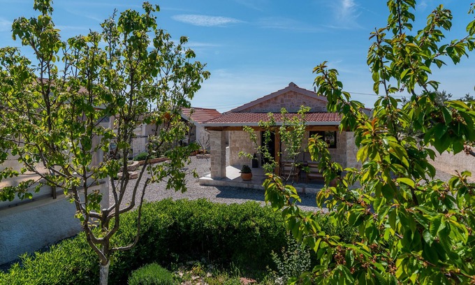 Seget Otro | Countryside villa Rusulica