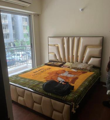 Ghaziabad Casa | Couple friendly room with ac, comfy bed and private window view