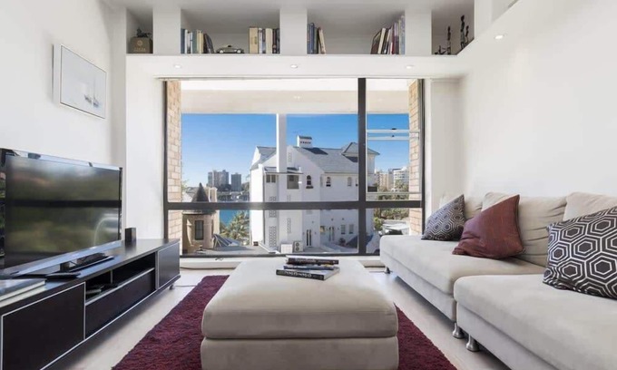 Elizabeth Bay Apartamento | Couple's Getaway in Elizabeth Bay with Parking