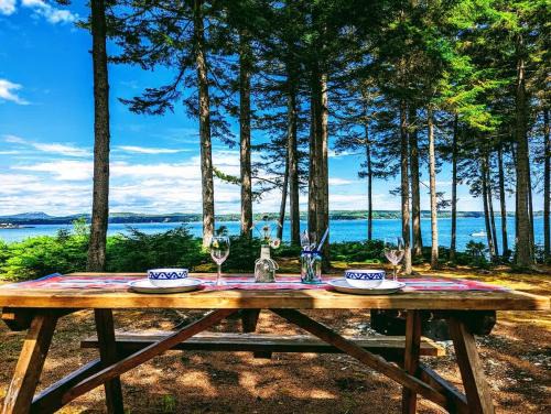 Hancock Point Casa | Couples Cove Cottage