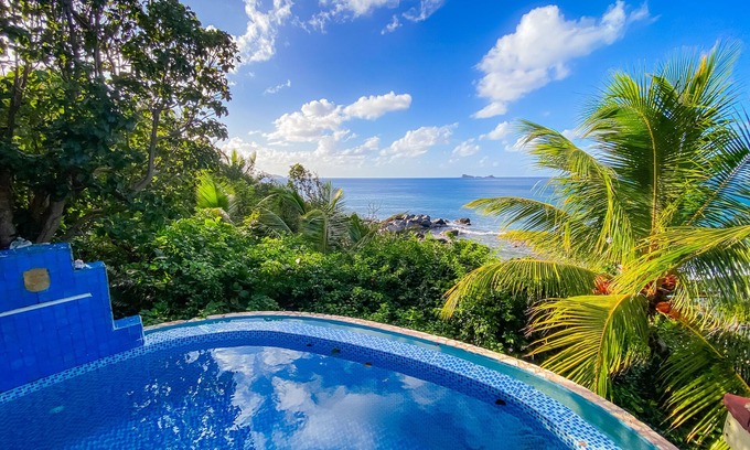 Virgin Gorda Casa | Couples Retreat - Beachfront Bungalow in Nail Bay- Pool *New to VRBO*