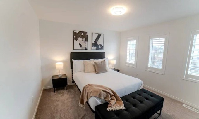 Brantford Casa | Couples Retreat