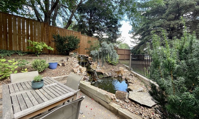 Fort Collins Apartamento | Couples Retreat With Hot Tub, Sauna and Steam Room
