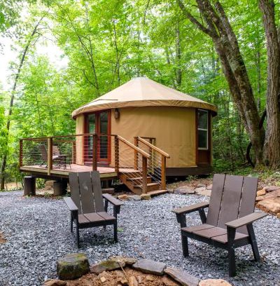 Balsam Grove Otro | Couples Yurt - The Dreamer at Valley Bear Farms Resort