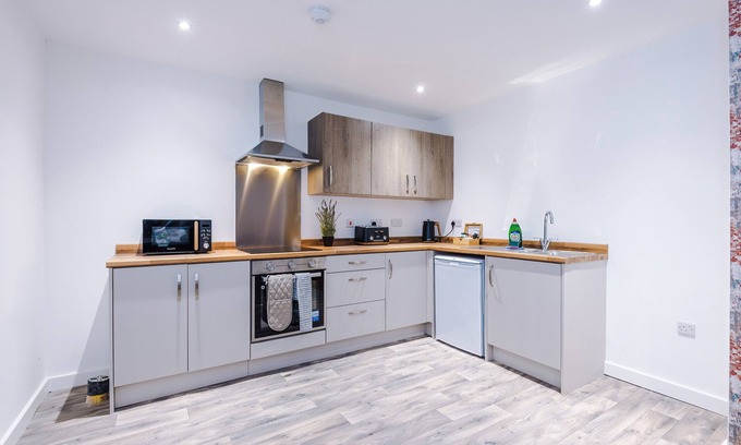 Bury Apartamento | Court House Apartments by Assured Stays
