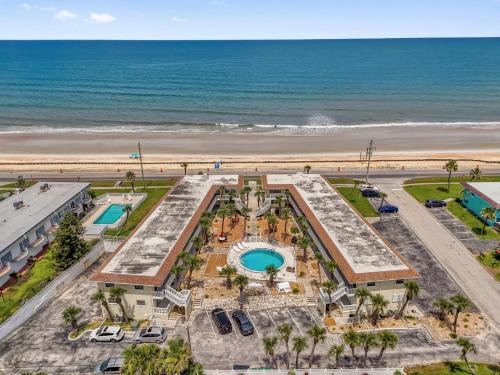 Ormond-by-the-Sea Apartamento | Court of Palms