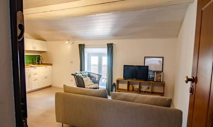 San Leonardo Apartamento | Court1 Downtown apartment with free parking