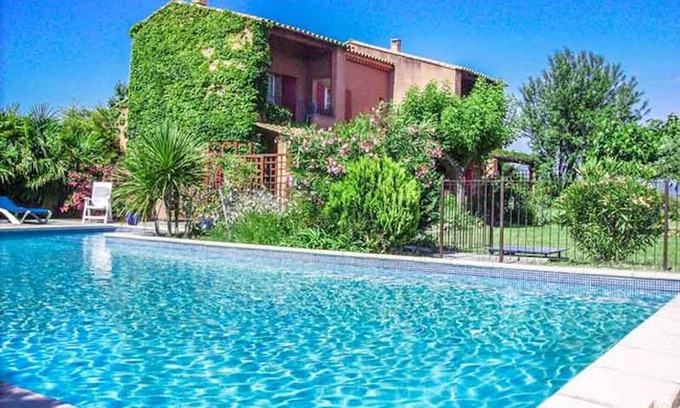Courthezon Casa | Courthézon near Avignon, holiday villa, swimming pool, beautiful park