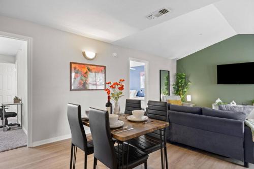 Pleasant Valley Apartamento | Courts Pool PingPong | Ideal for ACL + F1 Fans
