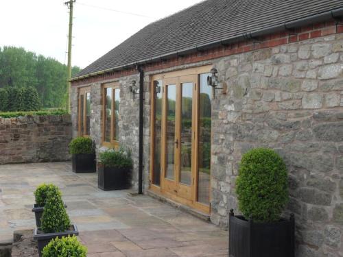 Newport Casa | Courtside Barn, Lynn, Newport