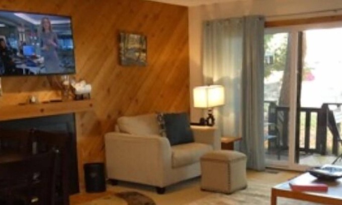 Bellaire Condominio | Courtside Condo at Summit