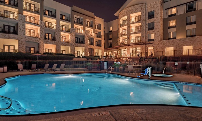 New Braunfels Hotel | Courtyard by Marriott New Braunfels River Village