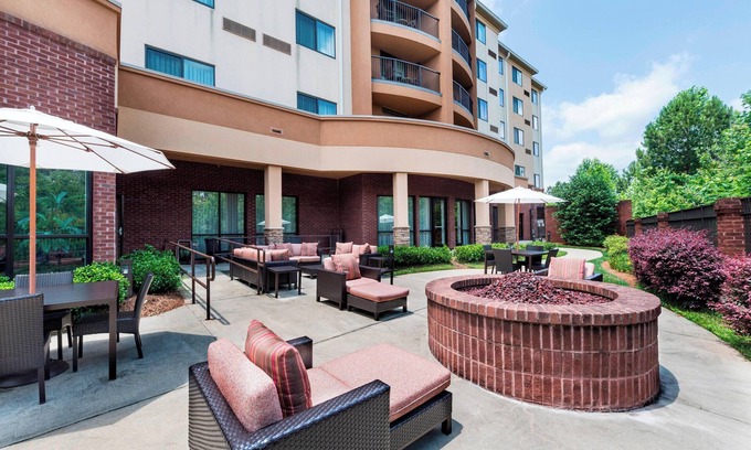 Buford Hotel | Courtyard by Marriott Atlanta Buford Mall of Georgia