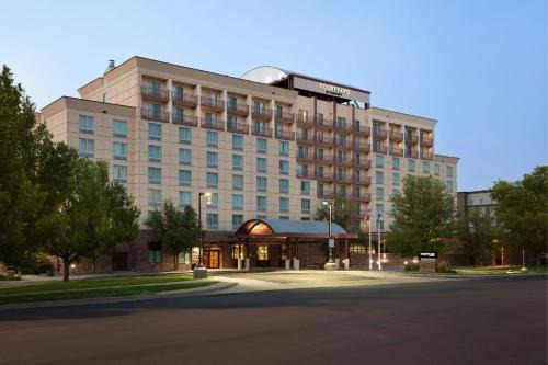Dupont Hotel | Courtyard by Marriott Denver Airport
