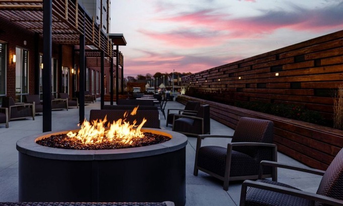 Madison Hotel | Courtyard By Marriott Madison