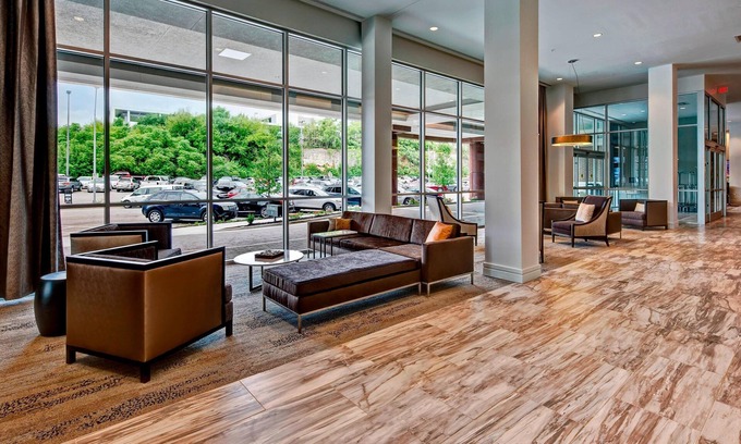 Crossroads Arts District Hotel | Courtyard by Marriott Kansas City Downtown/Convention Center