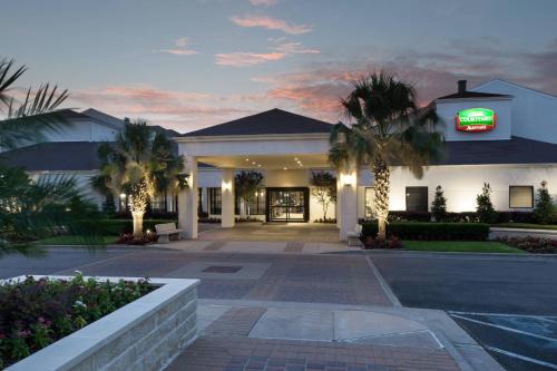 Brazos Hotel | Courtyard by Marriott Waco