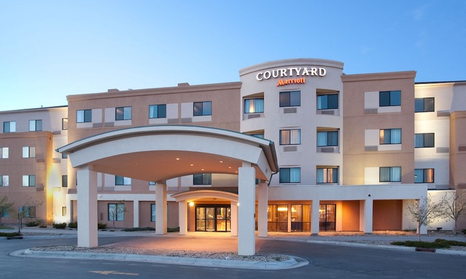 Casper Hotel | Courtyard Casper