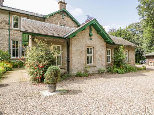 Forfar Casa | Courtyard Cottage