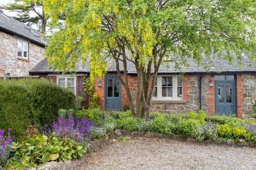 Longford Casa | Courtyard Cottage