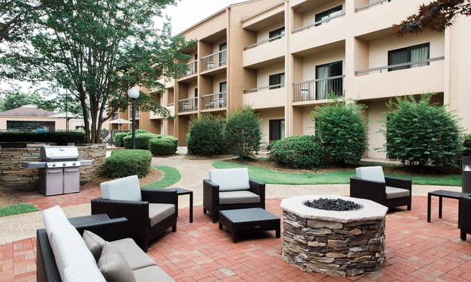 Gunter Afs Hotel | Courtyard Montgomery