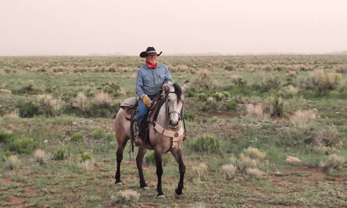 Capulin Casa | Cowboy School House Cabin