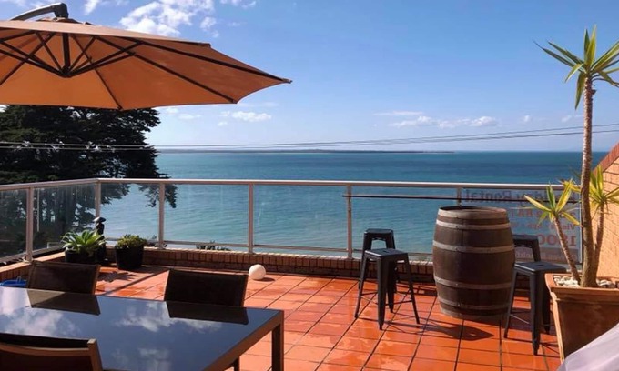 Cowes Apartamento | VACAS RETIRO FRENTE AL MAR - WiFi + Netflix
