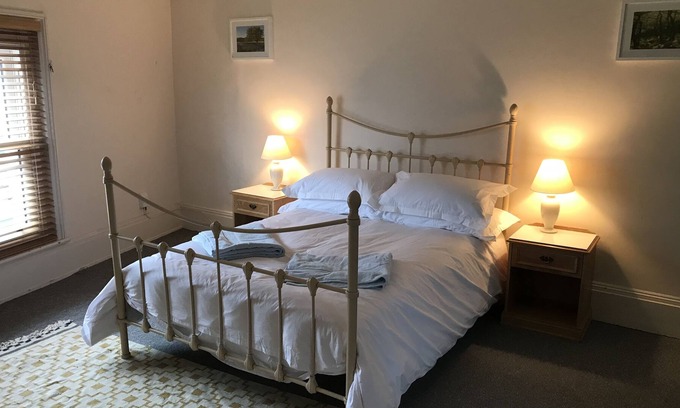 Cowes Apartamento | VACAS EN LA CALLE ALTA - 2-6 PERSONAS - LOVELY Light Spacious 2 BED FLAT Nr Yacht Haven