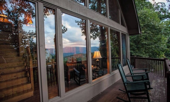 Chatsworth Cabina | Coyote Bluff Majestic Mountain Views