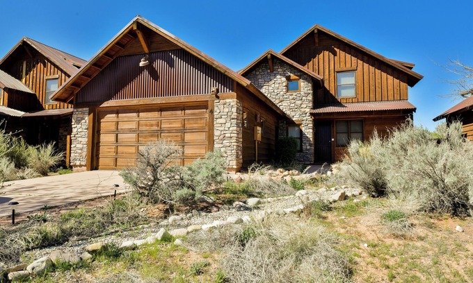 Coyote Run Casa | Coyote Run #4
