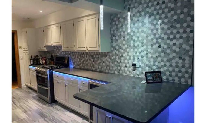 Willow Springs Casa | Coziest estate home 20 minutes to downtown