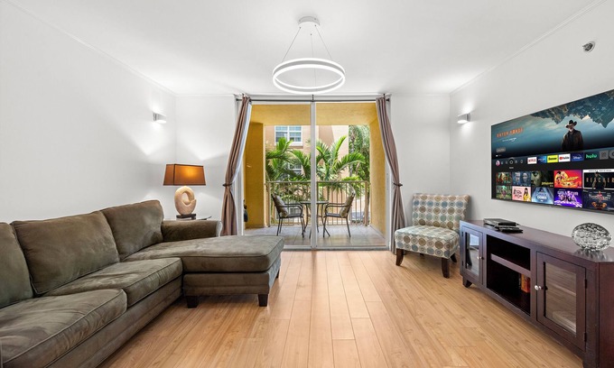 Aventura Condominio | Cozy 1 bedroom +1 bathroom condo in enchanting Miami with AC, WiFi, Fitness room