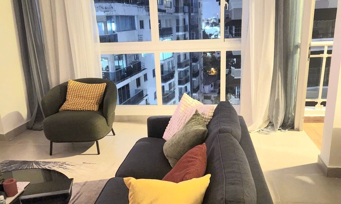 La Julia Apartamento | Cozy 1-bedroom apt in Bella Vista, Sto Dgo with Rooftop,Pool, Gym, Parking,WiFi