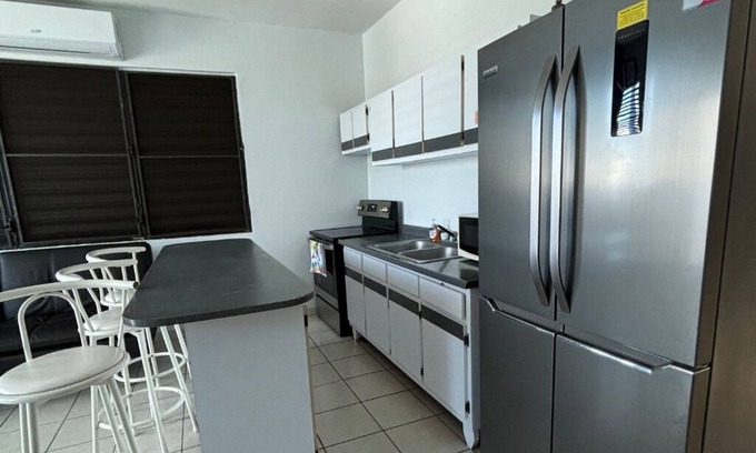 Rio Jueyes Apartamento | Cozy 1-bedroom apartment in enjoyable Salinas with AC, WiFi