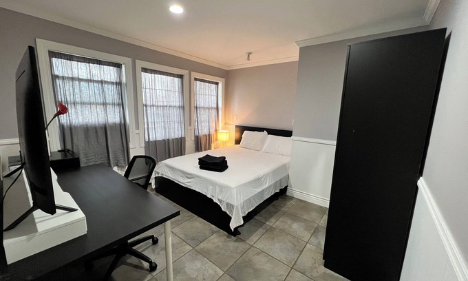 Hicksville Apartamento | Cozy 1-bedroom apartment in Hicksville with WiFi, AC