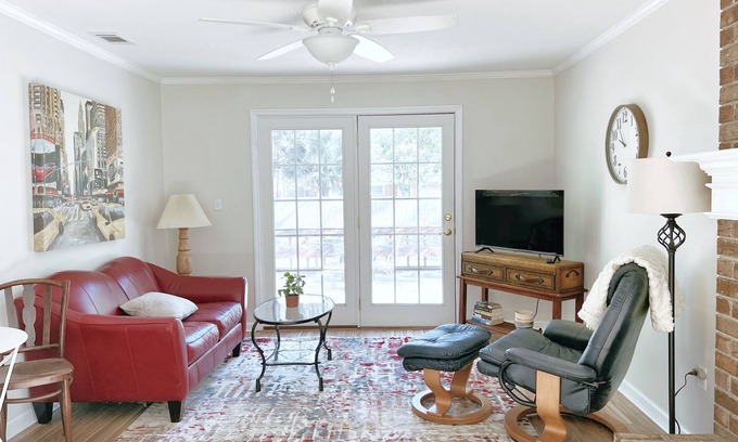 Groveland - Kensington Park Apartamento | Cozy 1-bedroom apartment in beautiful Savannah with WiFi, AC