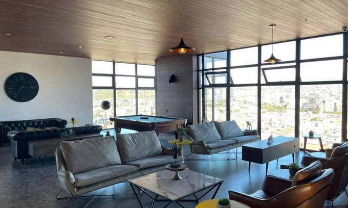 Avenida Revolución Apartamento | Cozy 1-bedroom apartment in awesome Tijuana DOWNTOWN with fitness room, WiFi