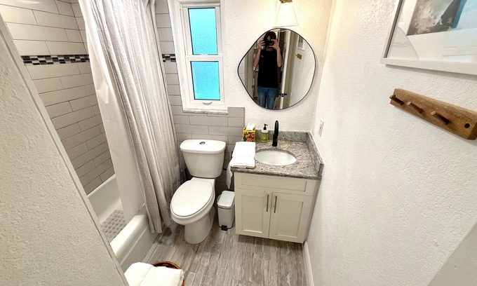 Downtown Dunedin Apartamento | Cozy 1-bedroom apartment in charming Dunedin 2 min walk from downtown