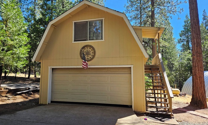 Croft Apartamento | Cozy 1-bedroom apartment in welcoming Pioneer with WiFi, AC. Close to Kirkwood.