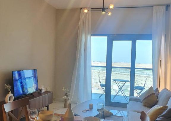 Dubai Apartamento | Cozy 1-bedroom apartment in Dubai South with Pool