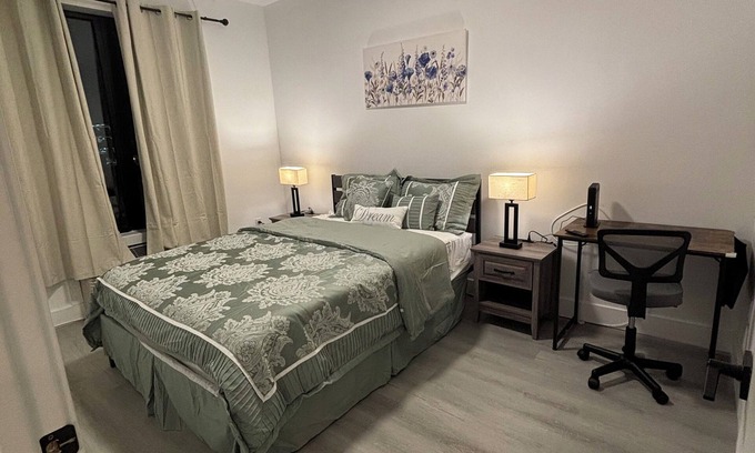 Elizabeth Apartamento | Cozy 1-bedroom apt. in peaceful Elizabeth with fitness room, WiFi 6min from ewr