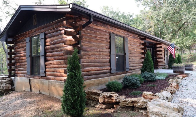Imperial Cabina | Cozy 1-Bedroom Cabin Retreat